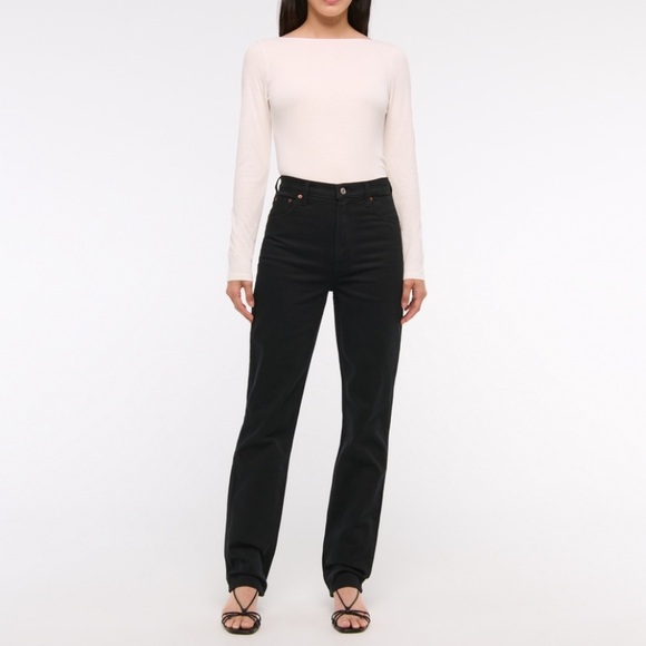 Abercrombie & Fitch Denim - Abercrombie Ultra High Rise 90s Straight Black Jean 26 Long